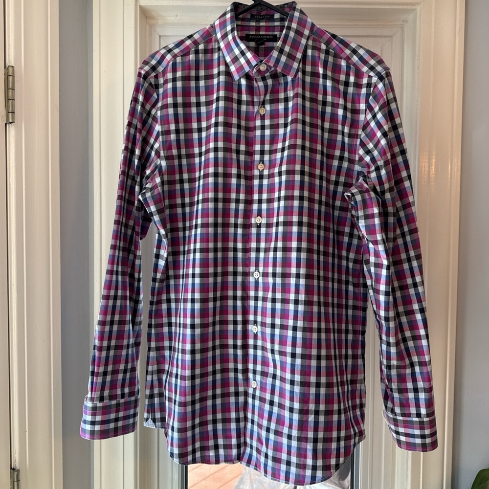 Banana Republic Plaid Casual Button Down Shirt